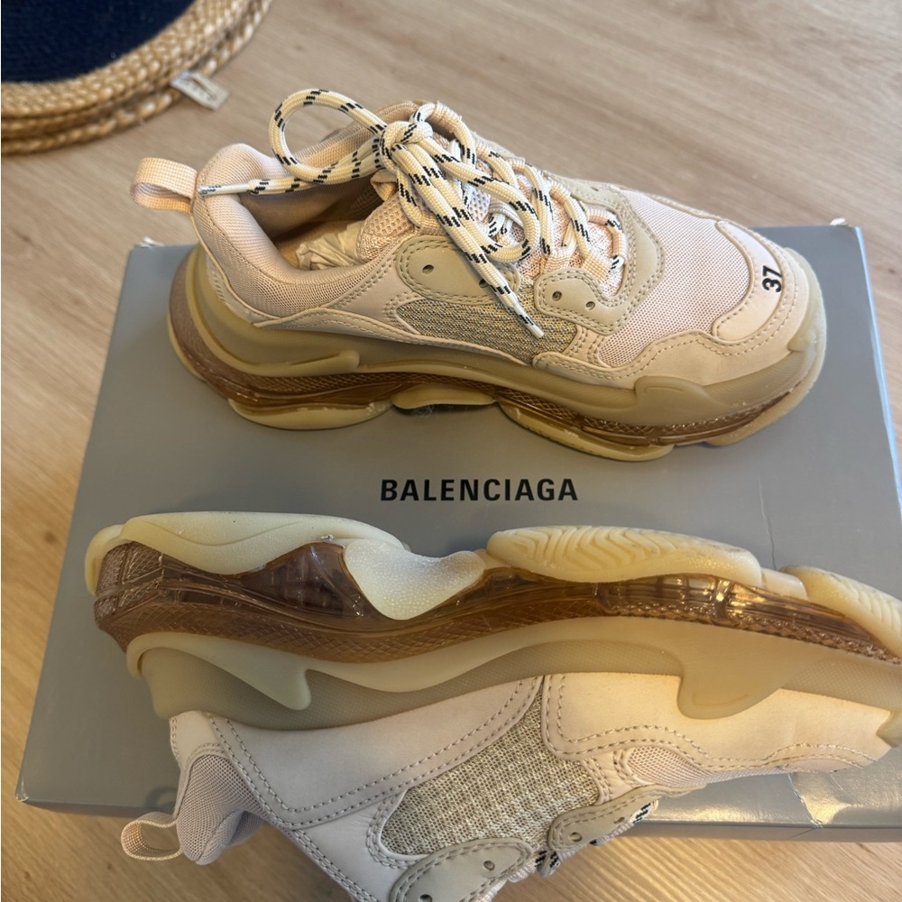 Balenciaga Cream and Tan Sneakers - Picture 14 of 14